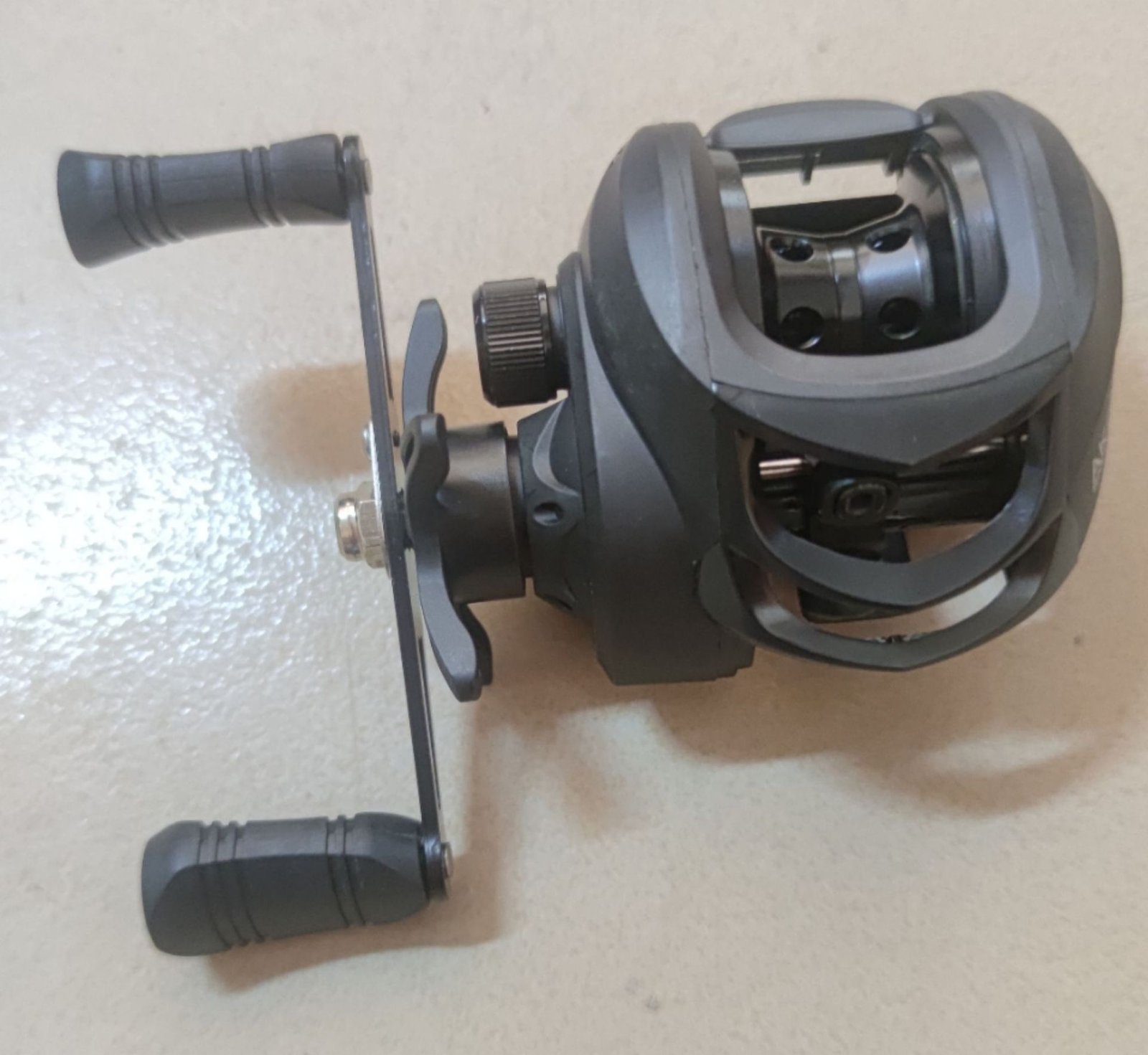 Fishing reel - Image 11